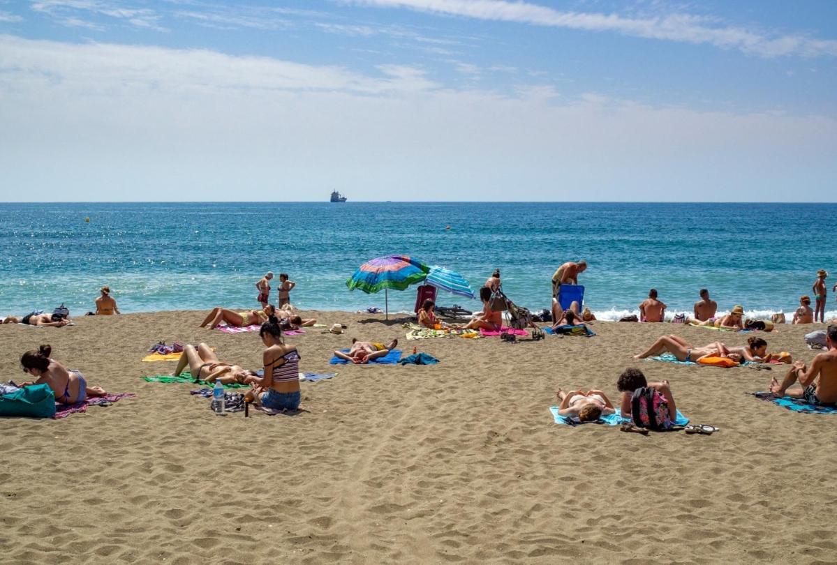 Apartamento El Bambu Cerca Del Mar Málaga Dış mekan fotoğraf