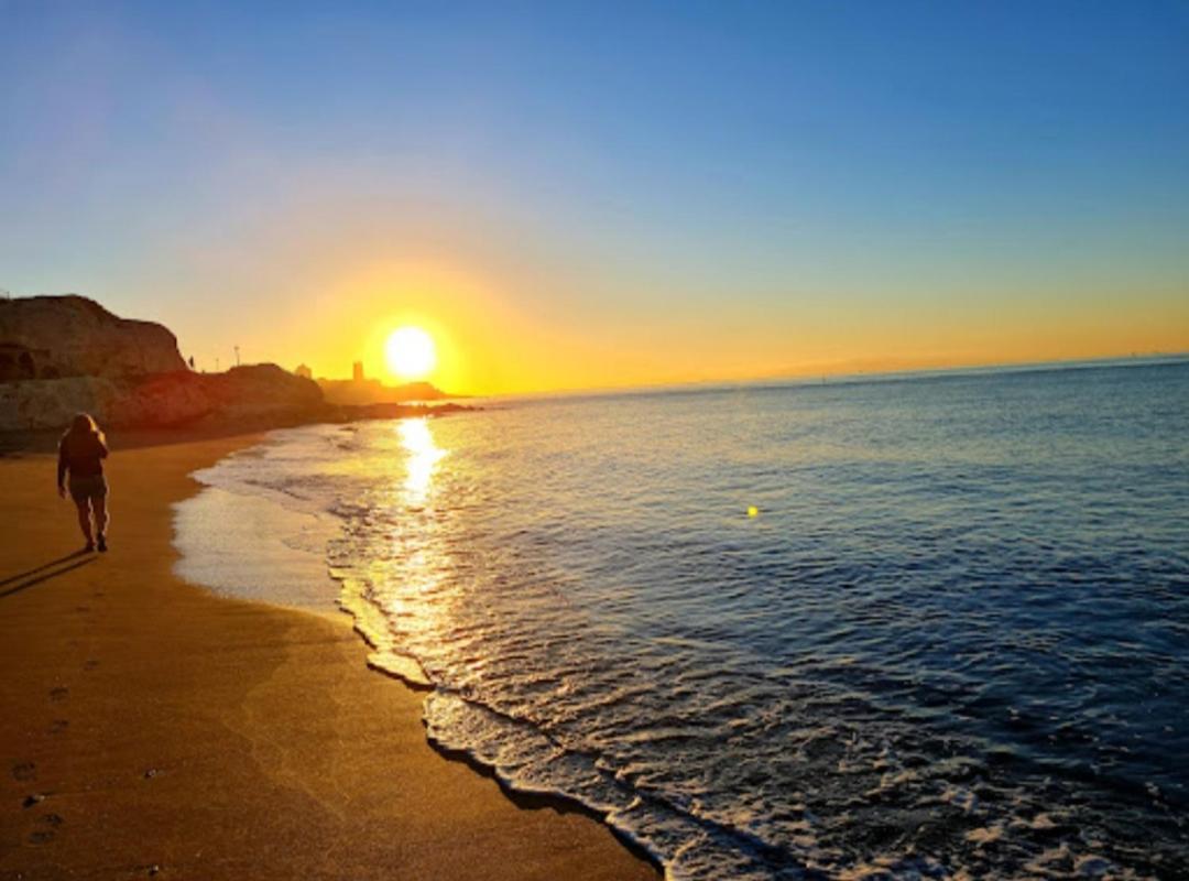 Apartamento El Bambu Cerca Del Mar Málaga Dış mekan fotoğraf