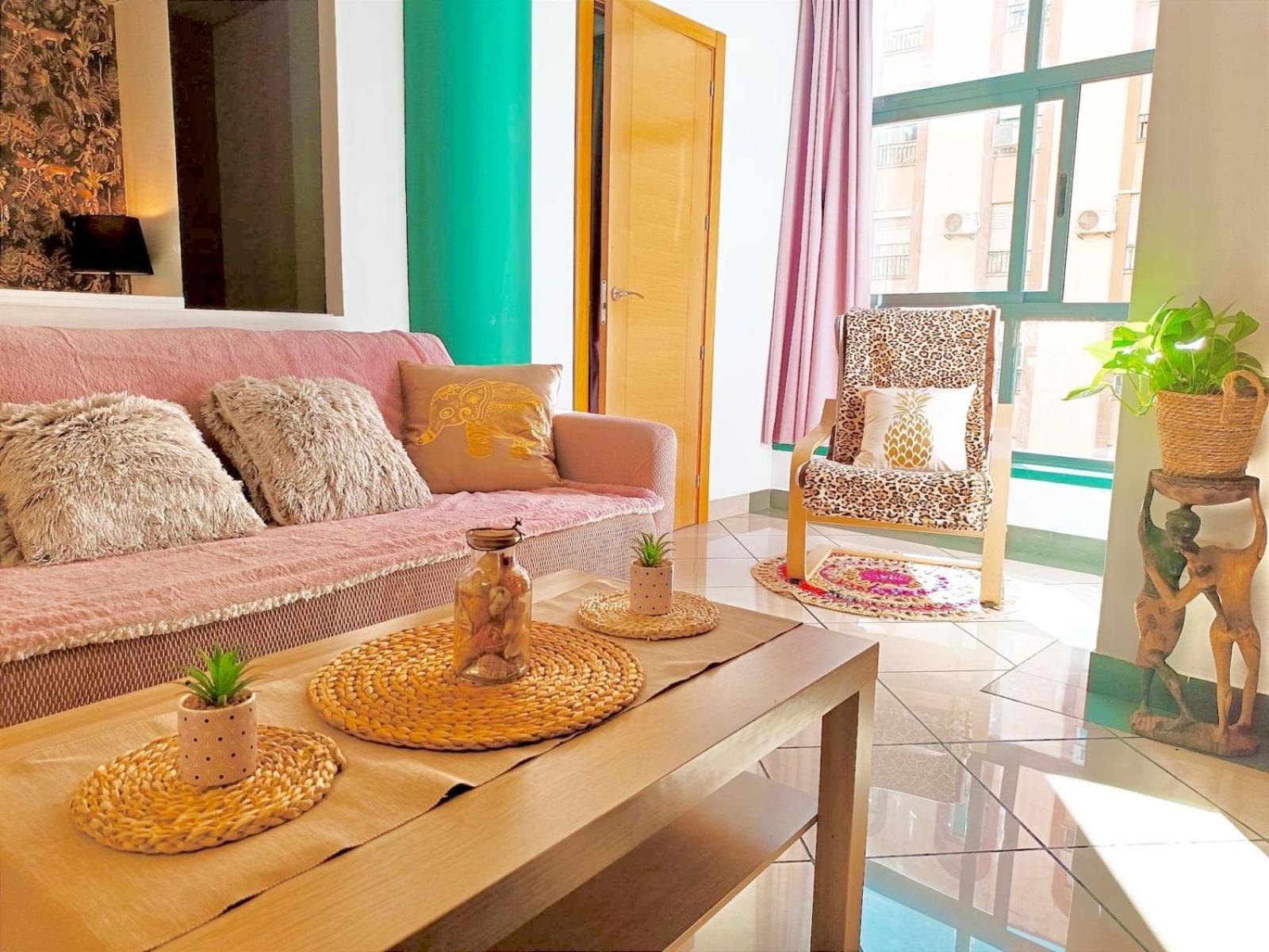 Apartamento El Bambu Cerca Del Mar Málaga Dış mekan fotoğraf